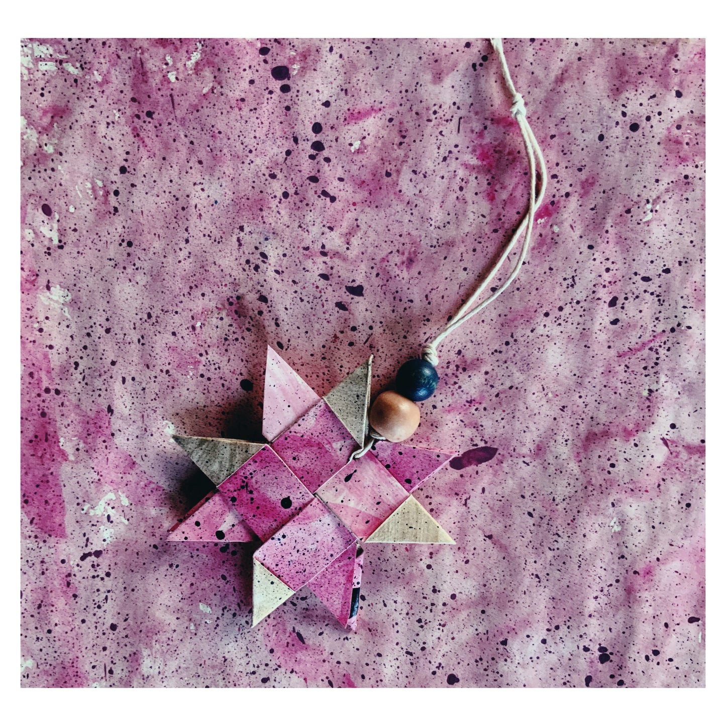 Justjärna i papper #2