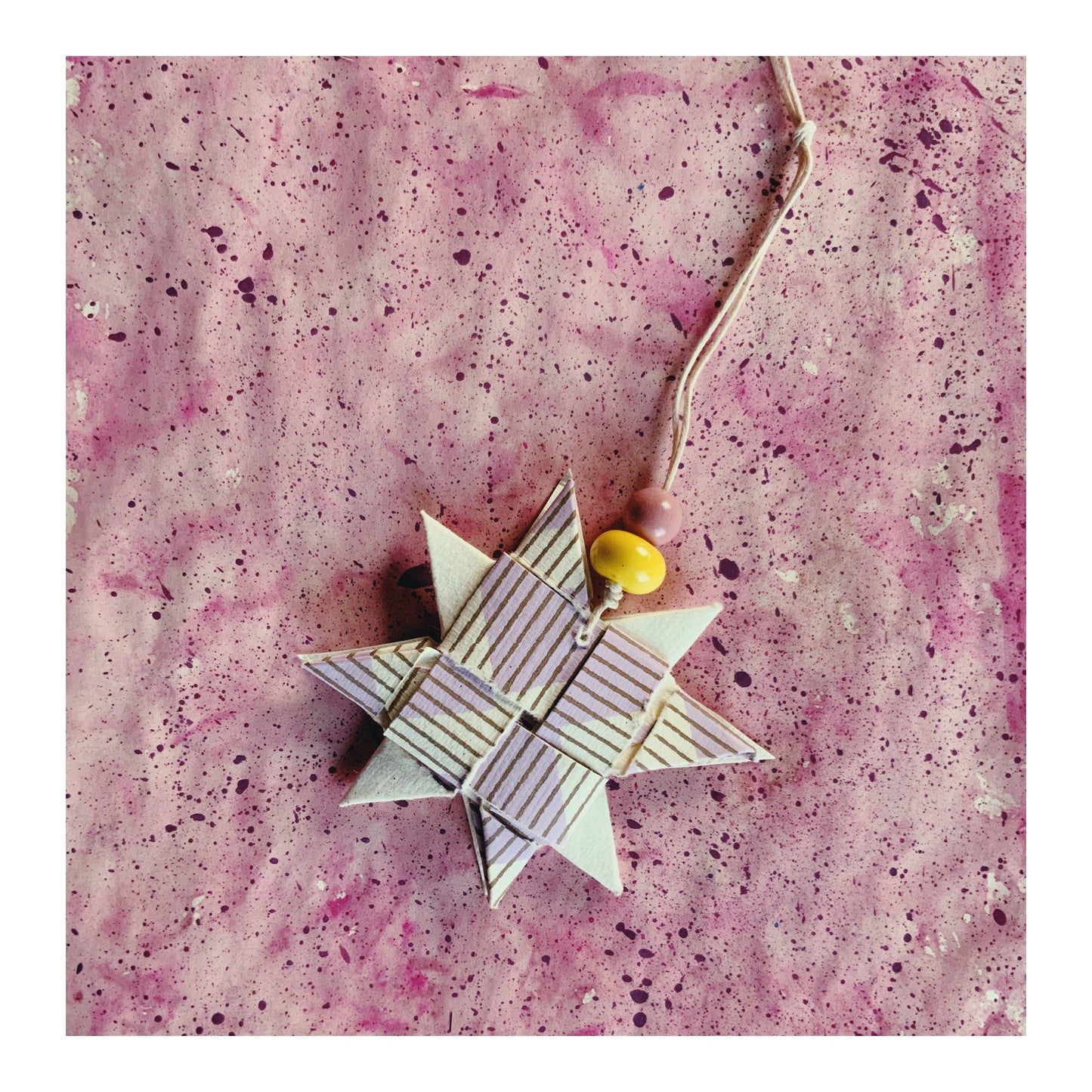 Justjärna i papper #4